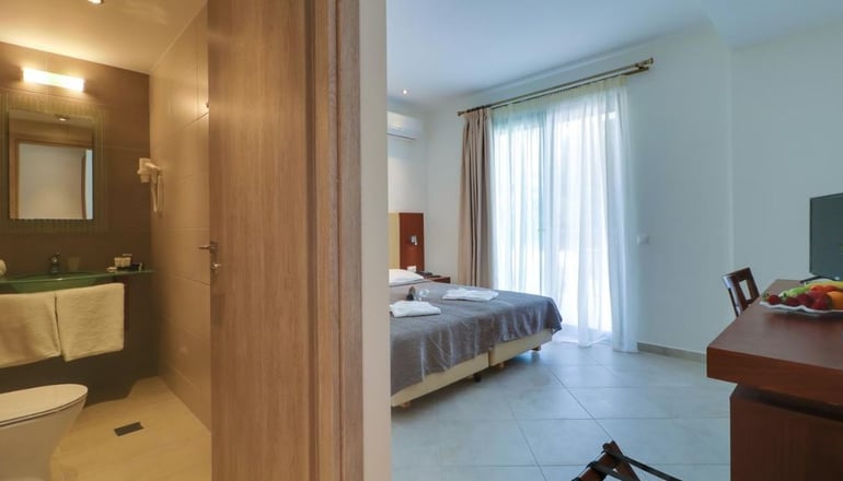 4* Tosca Beach Hotel - Καβάλα